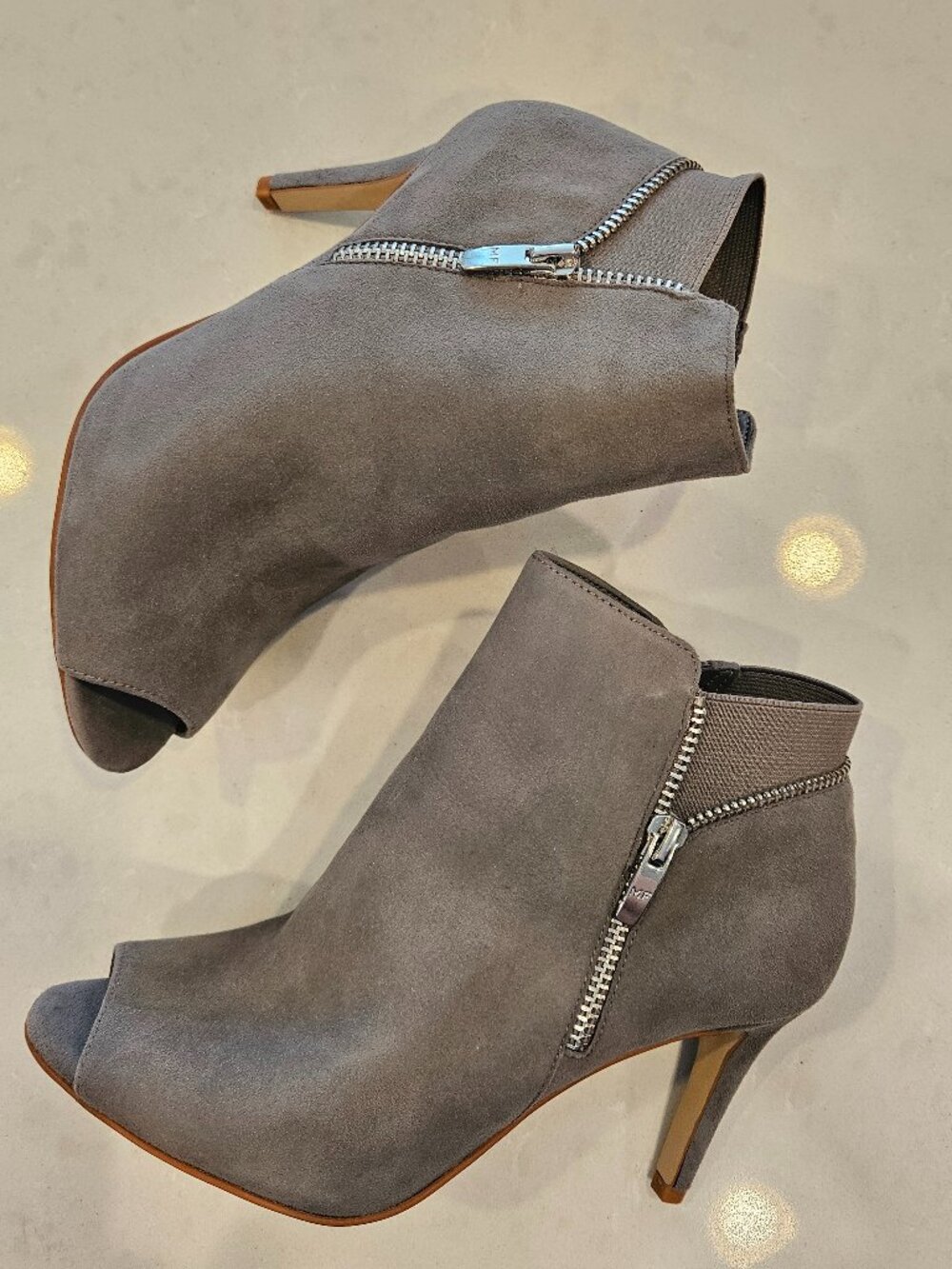 Marc Fisher Serenity Booties - Gray Suede - Size 7W